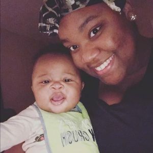 Meet your Posher, Angela